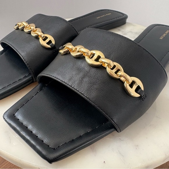 Ann Taylor Black Leather Slide Sandals Gold Chain Detail Size 10M - Picture 3 of 14